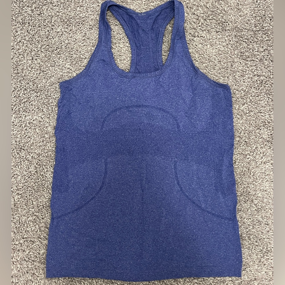Lululemon Run: Swiftly Racerback Size 8 in Pigment Blue